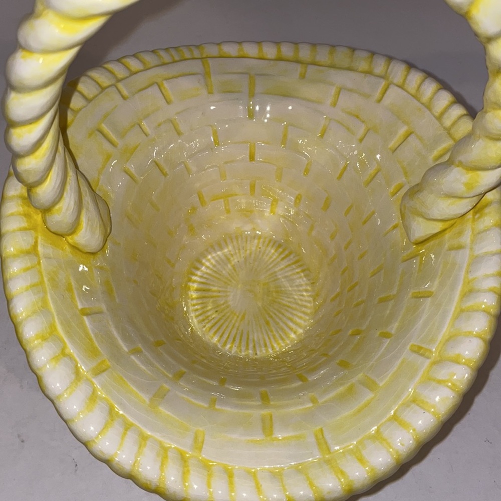 Handmade Vintage 1974 Ceramic Easter Basket - Picture 3 of 5
